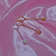 Load image into Gallery viewer, Blunt Holder Ring
